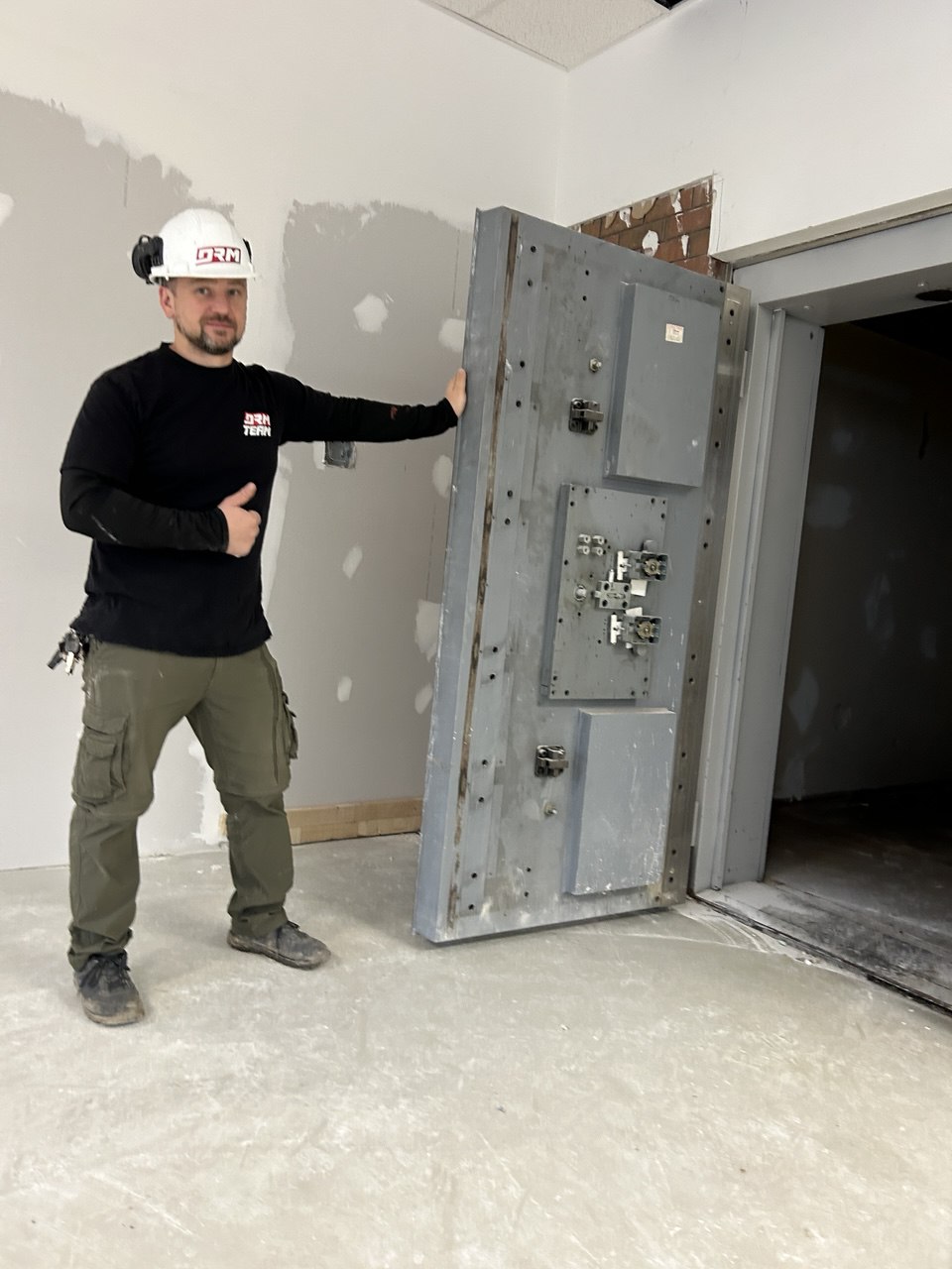 bank vault door removal